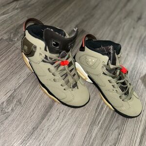 Travis Scott x Jordan Retro 6